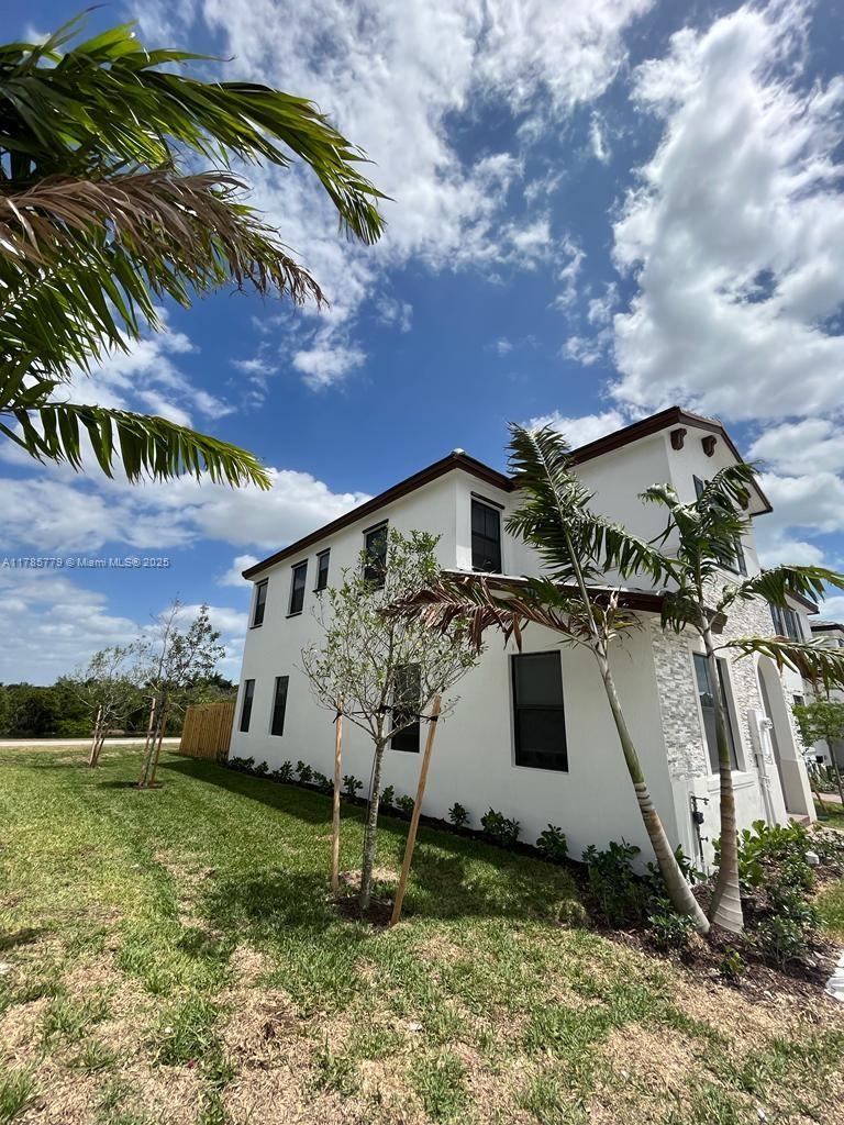 10025 SW 228th Ter 10025