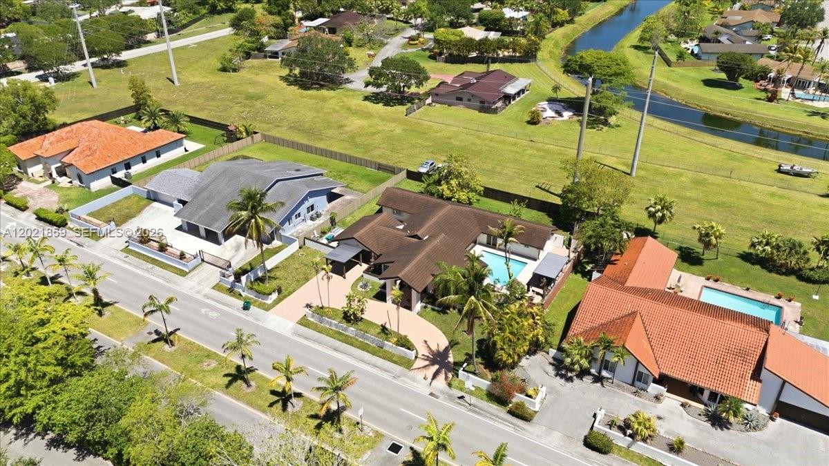 ELIAS SUB - Residential