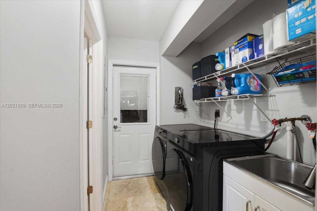 ELIAS SUB - Residential