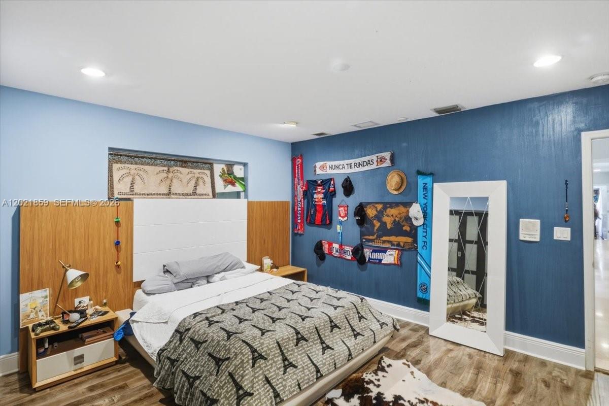 ELIAS SUB - Residential