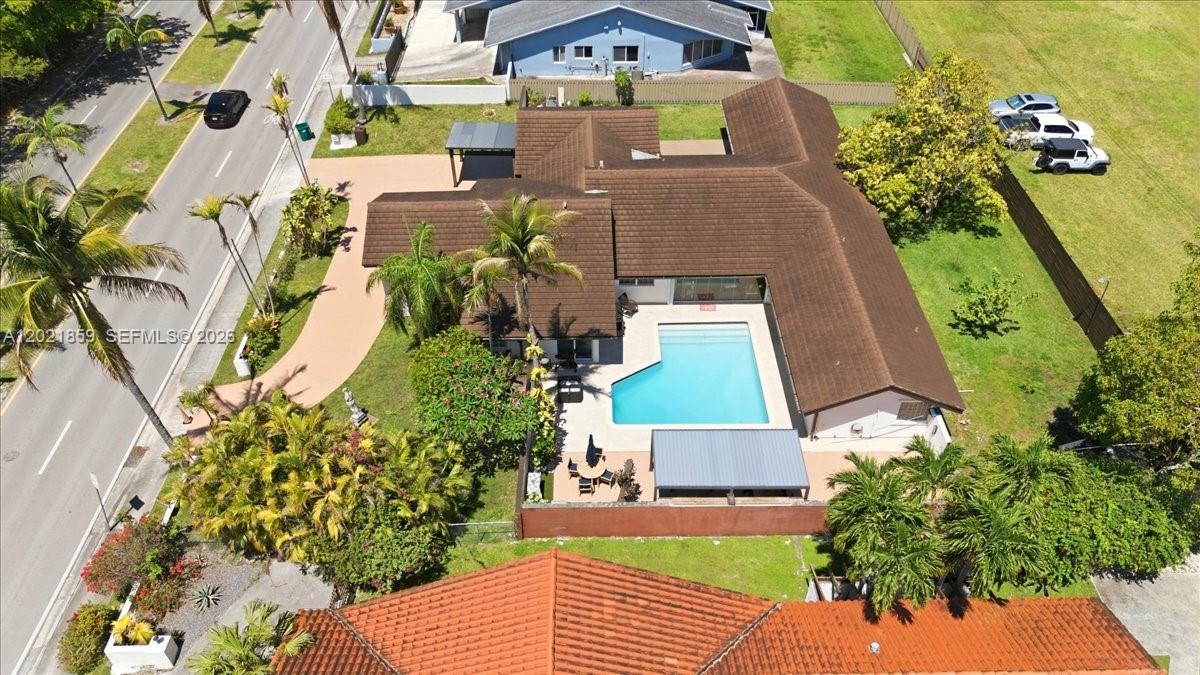 ELIAS SUB - Residential