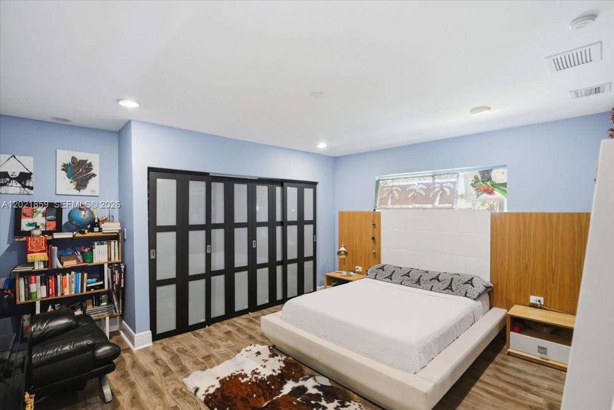 ELIAS SUB - Residential