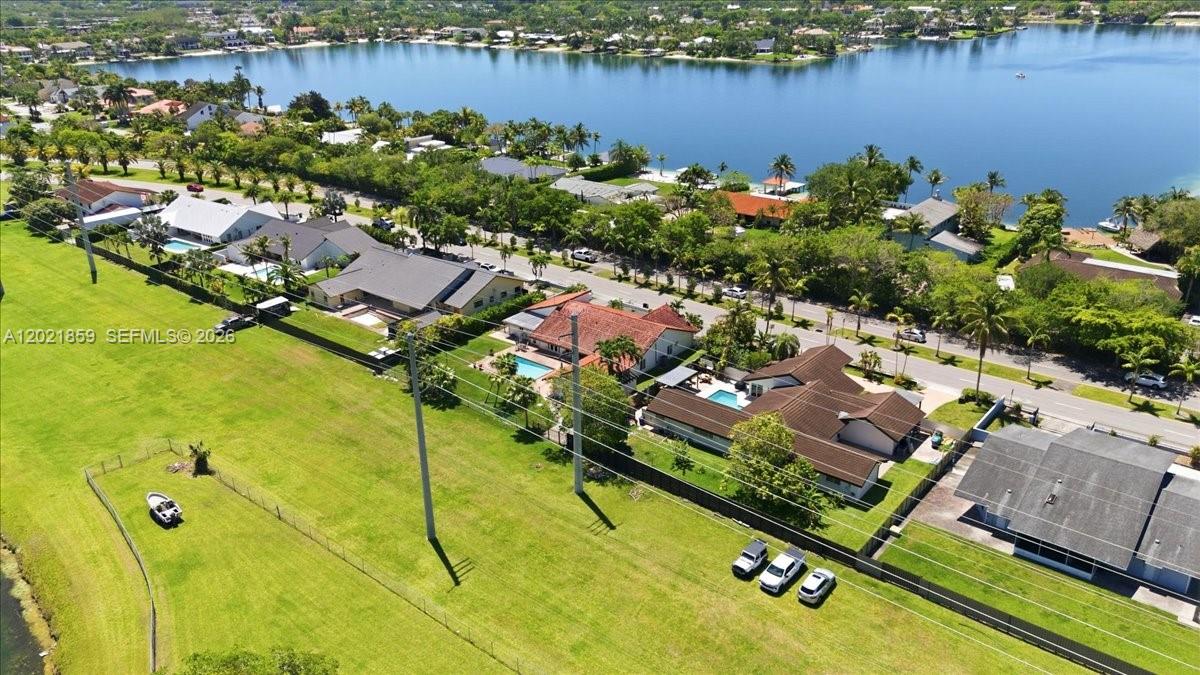 ELIAS SUB - Residential