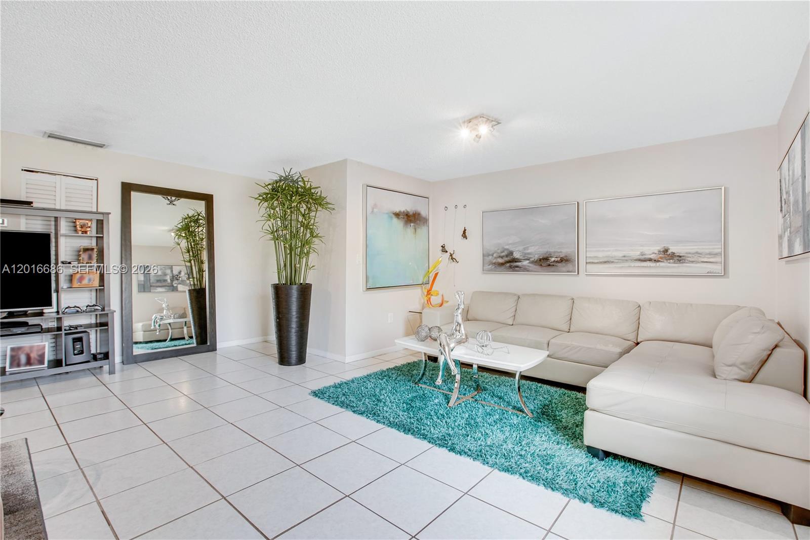 VILLA MALAGA - Residential Lease