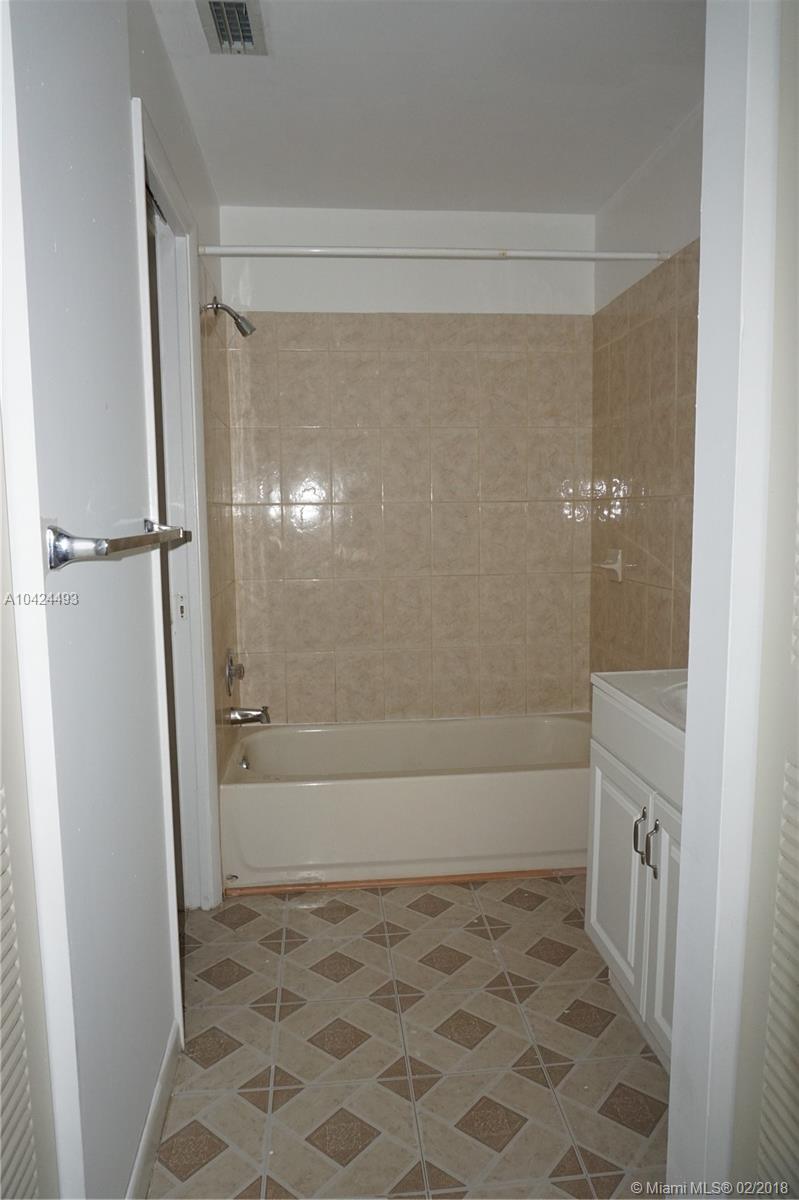 IMAGES AT PEMBROKE POINTE - Residential