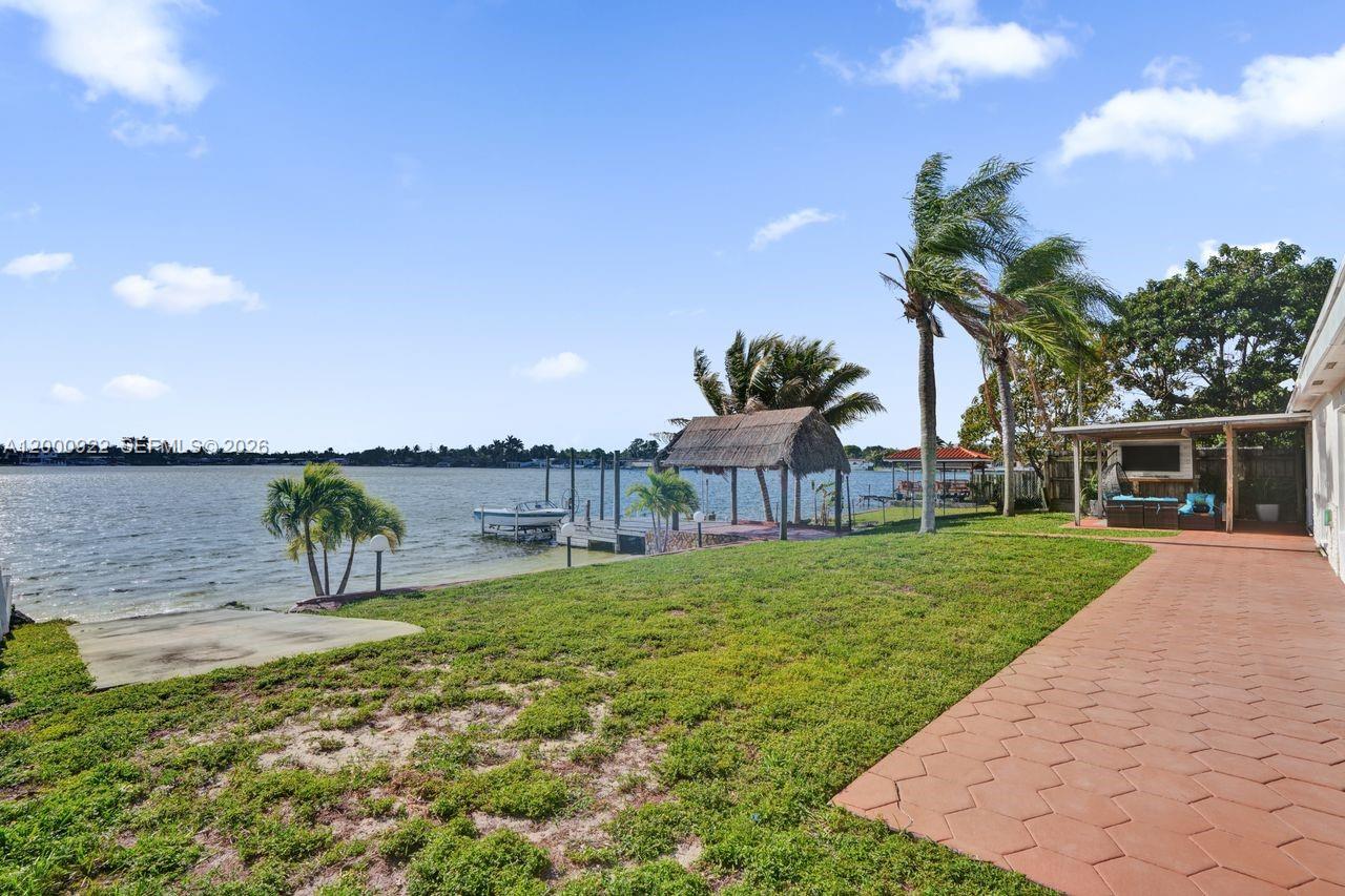 PALM SPRINGS NORTH SEC T - Residential