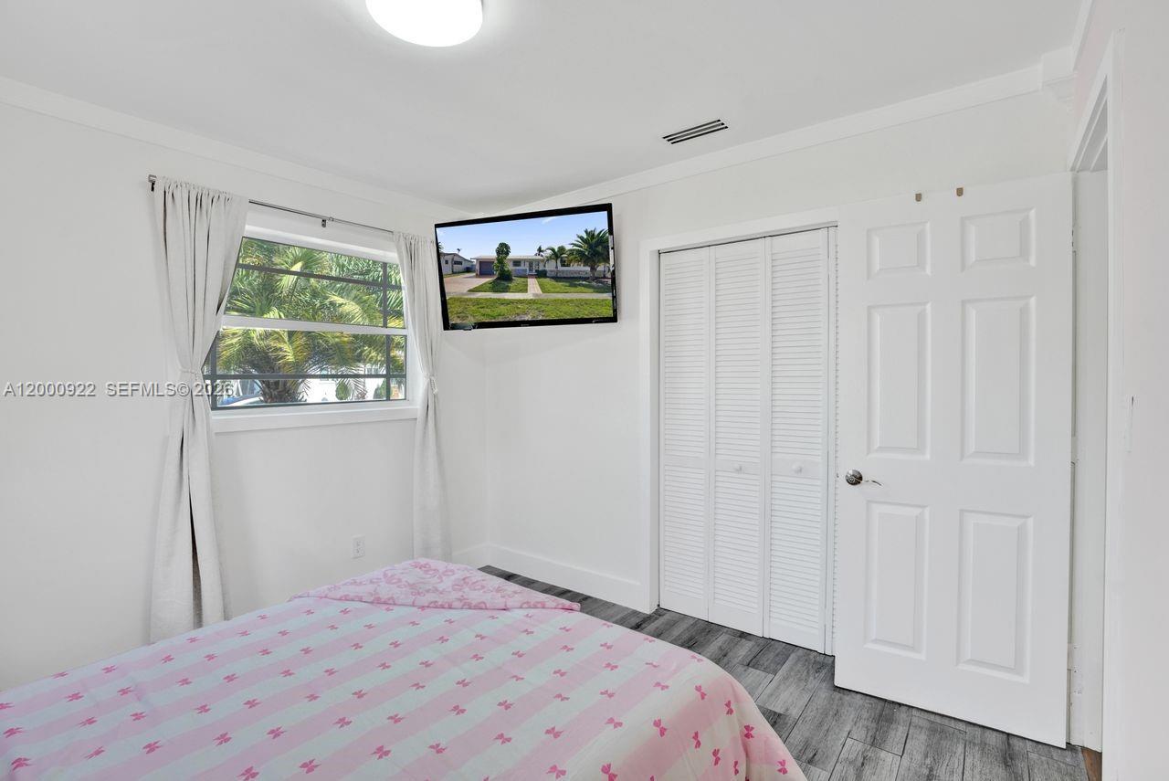 PALM SPRINGS NORTH SEC T - Residential