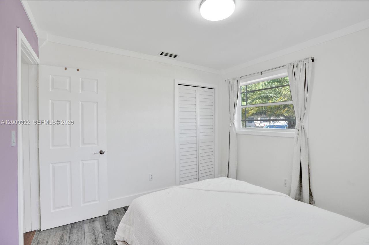 PALM SPRINGS NORTH SEC T - Residential