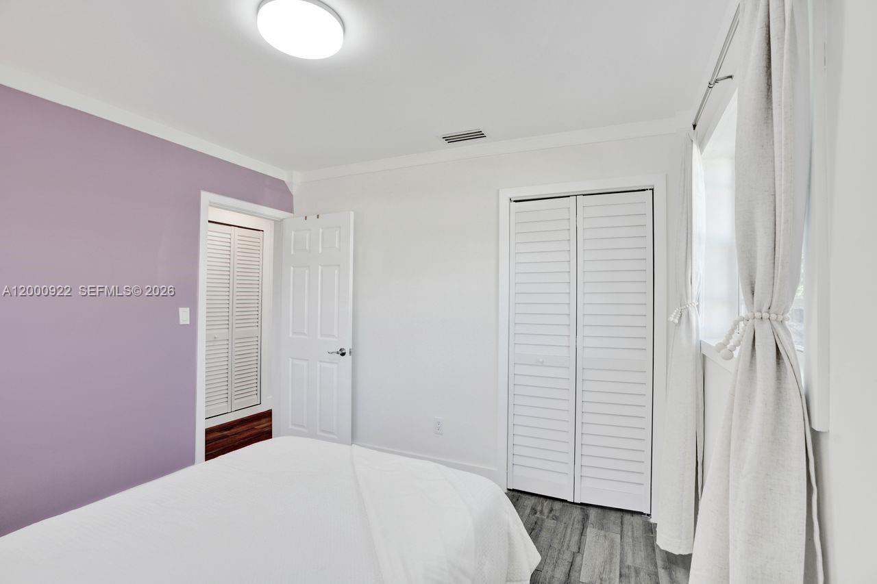 PALM SPRINGS NORTH SEC T - Residential