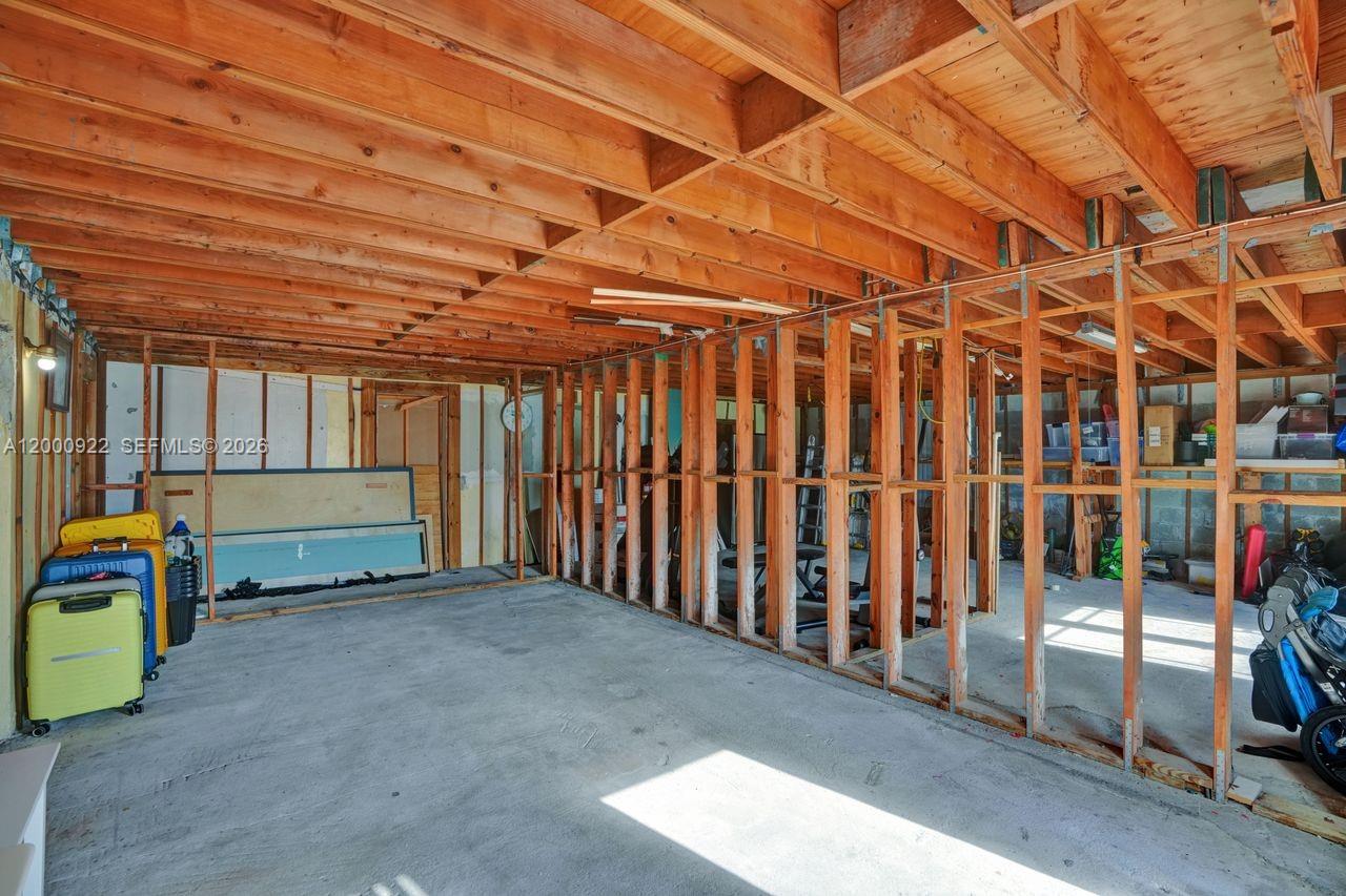 PALM SPRINGS NORTH SEC T - Residential