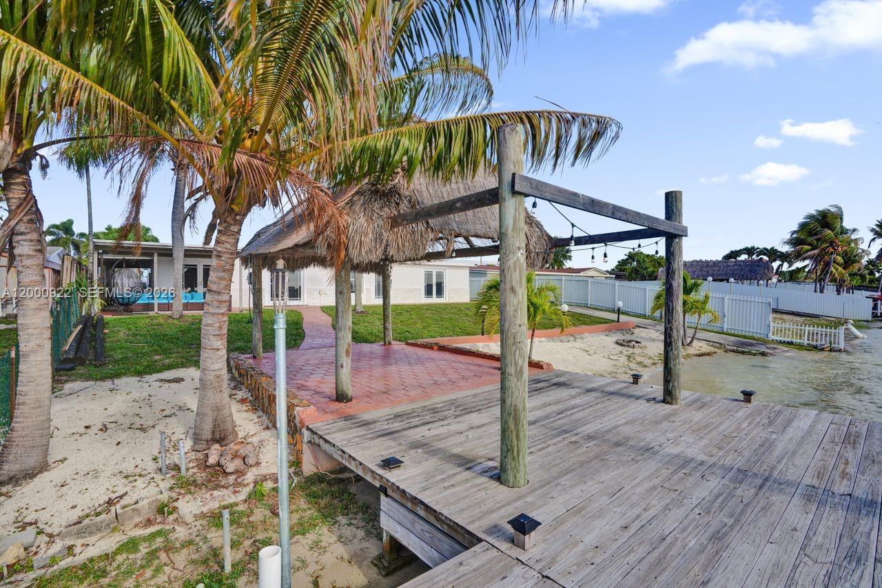 PALM SPRINGS NORTH SEC T - Residential