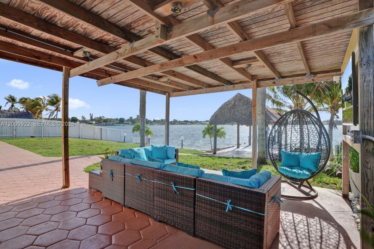 PALM SPRINGS NORTH SEC T - Residential