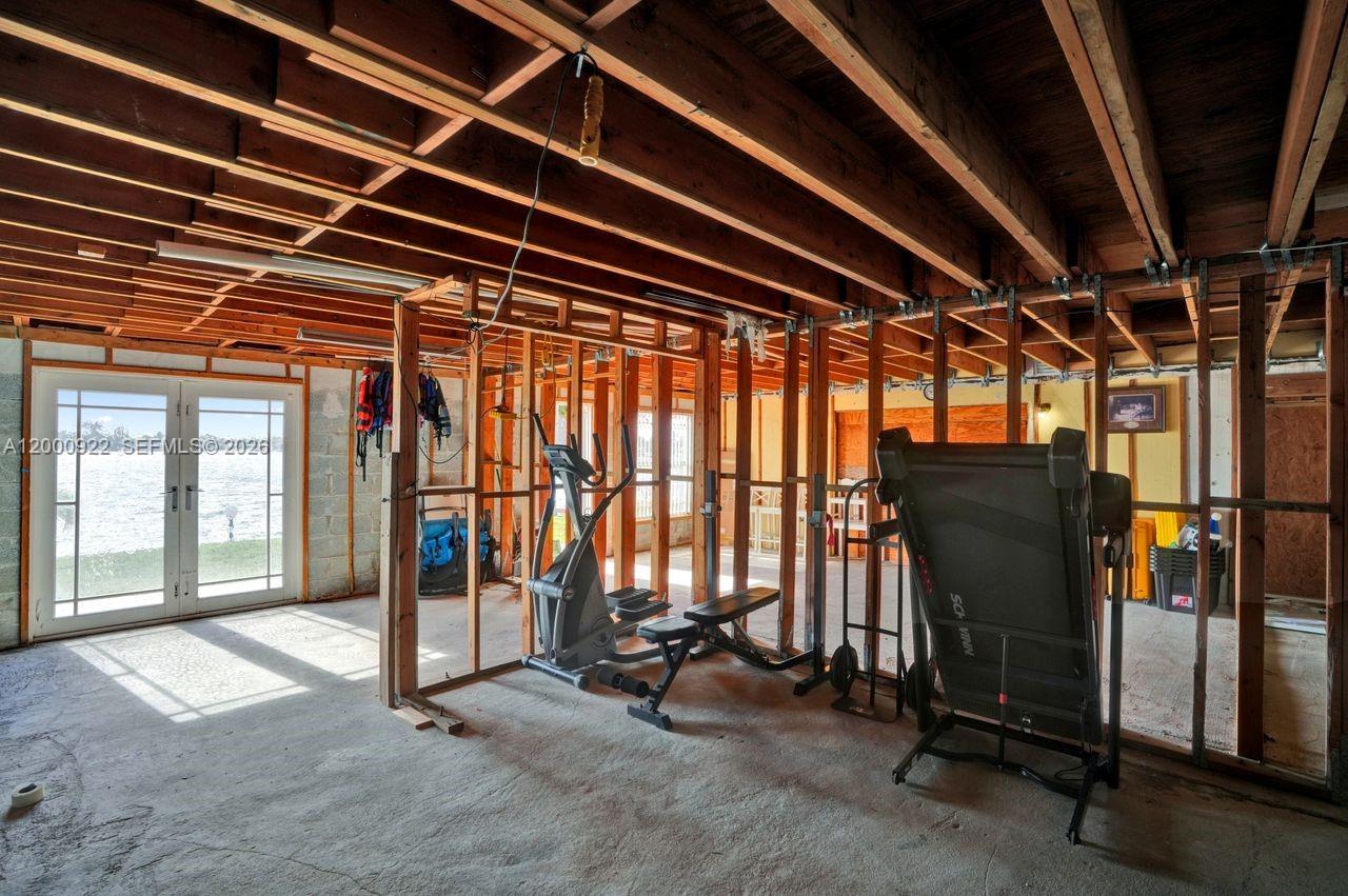 PALM SPRINGS NORTH SEC T - Residential