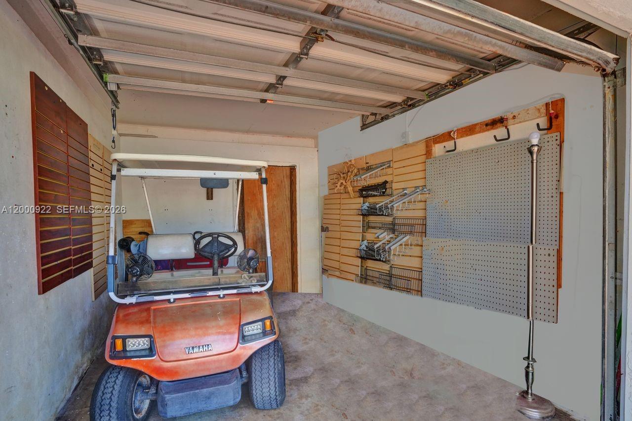 PALM SPRINGS NORTH SEC T - Residential