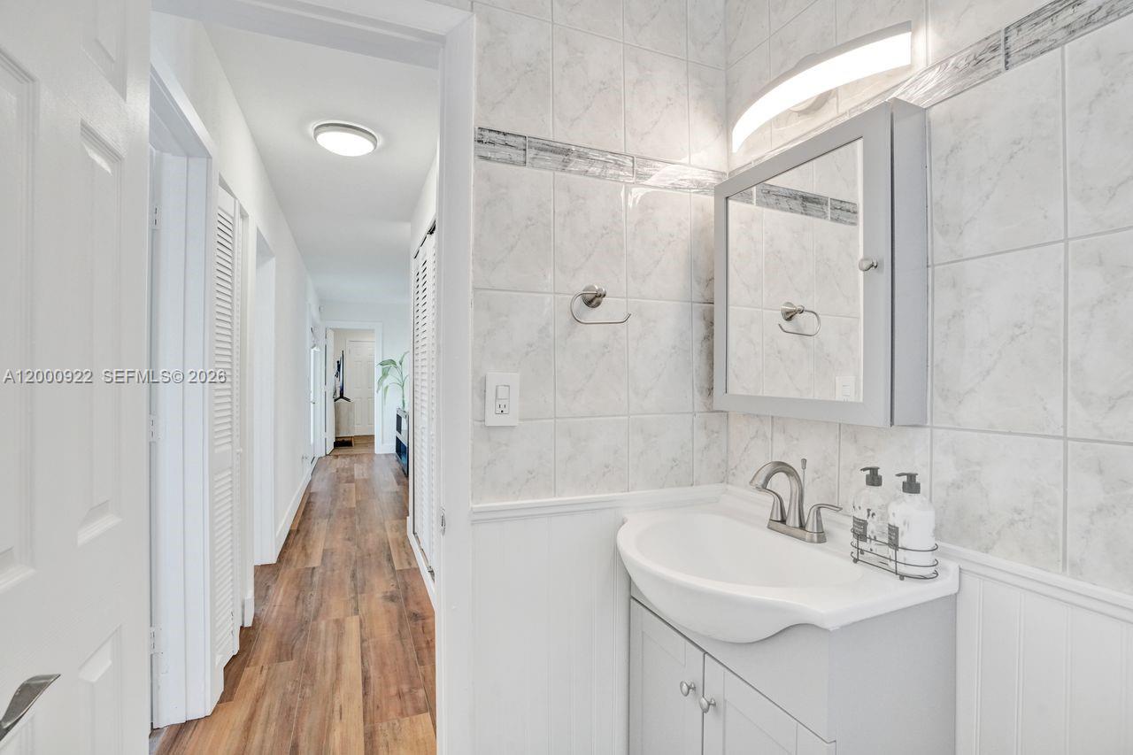 PALM SPRINGS NORTH SEC T - Residential