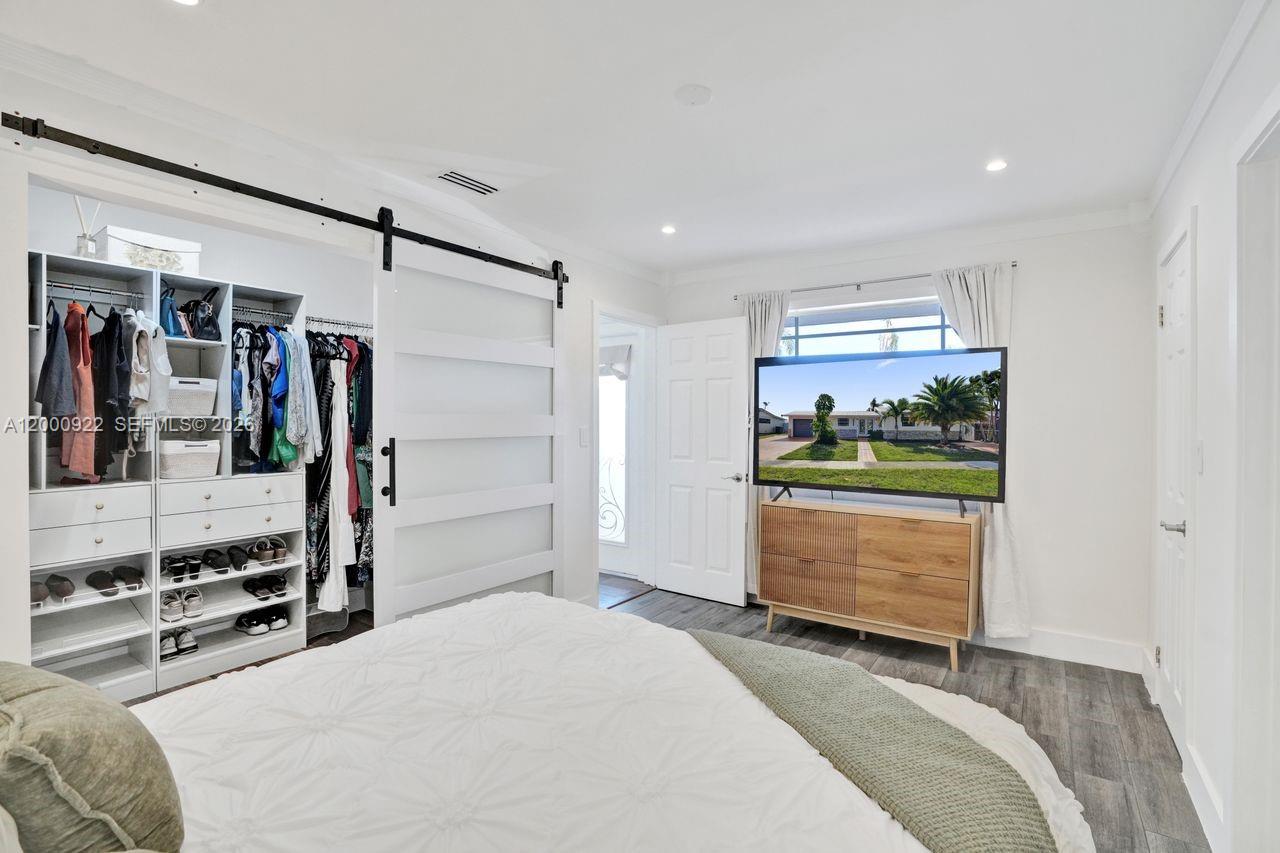 PALM SPRINGS NORTH SEC T - Residential