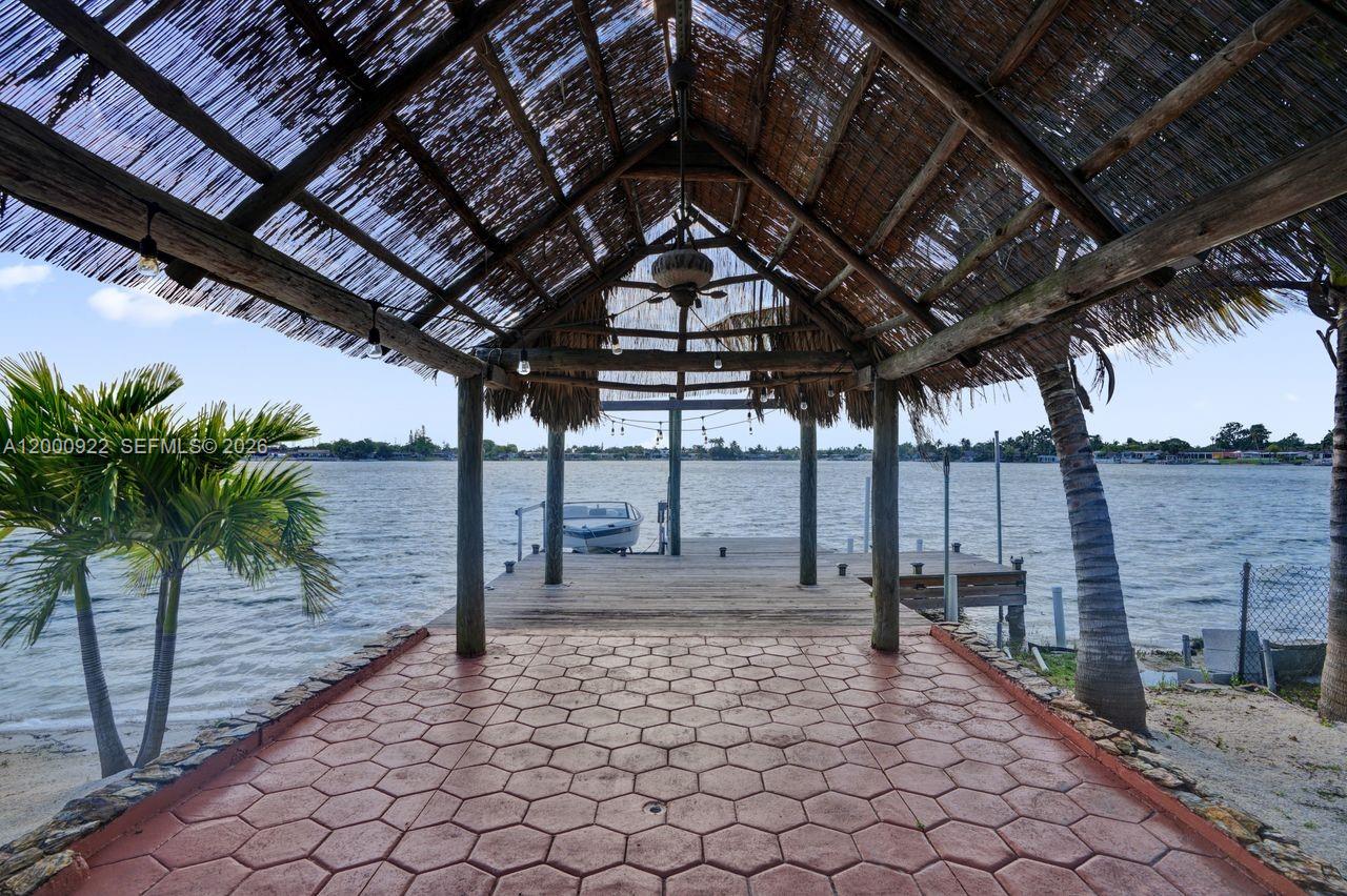 PALM SPRINGS NORTH SEC T - Residential