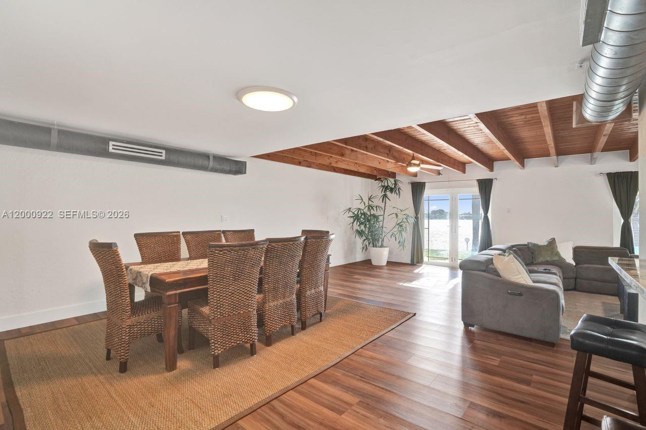 PALM SPRINGS NORTH SEC T - Residential