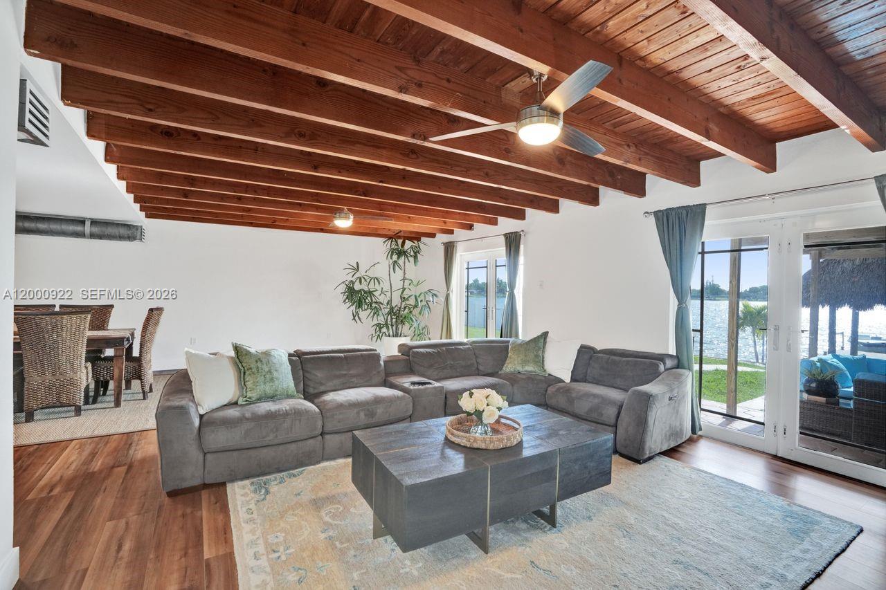 PALM SPRINGS NORTH SEC T - Residential