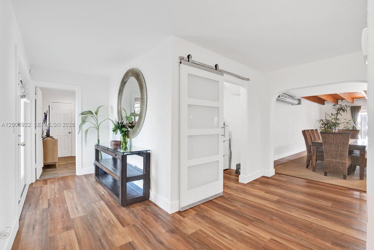 PALM SPRINGS NORTH SEC T - Residential