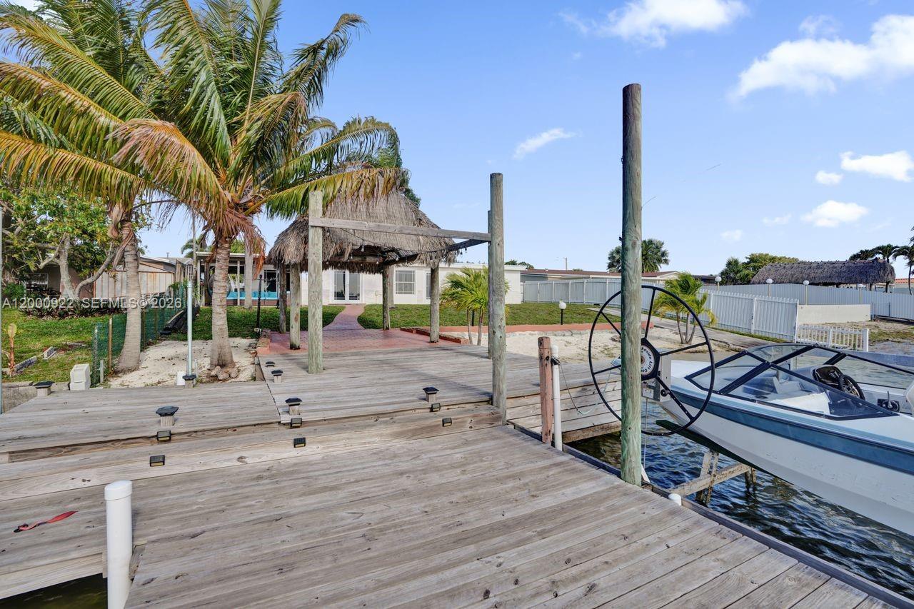 PALM SPRINGS NORTH SEC T - Residential