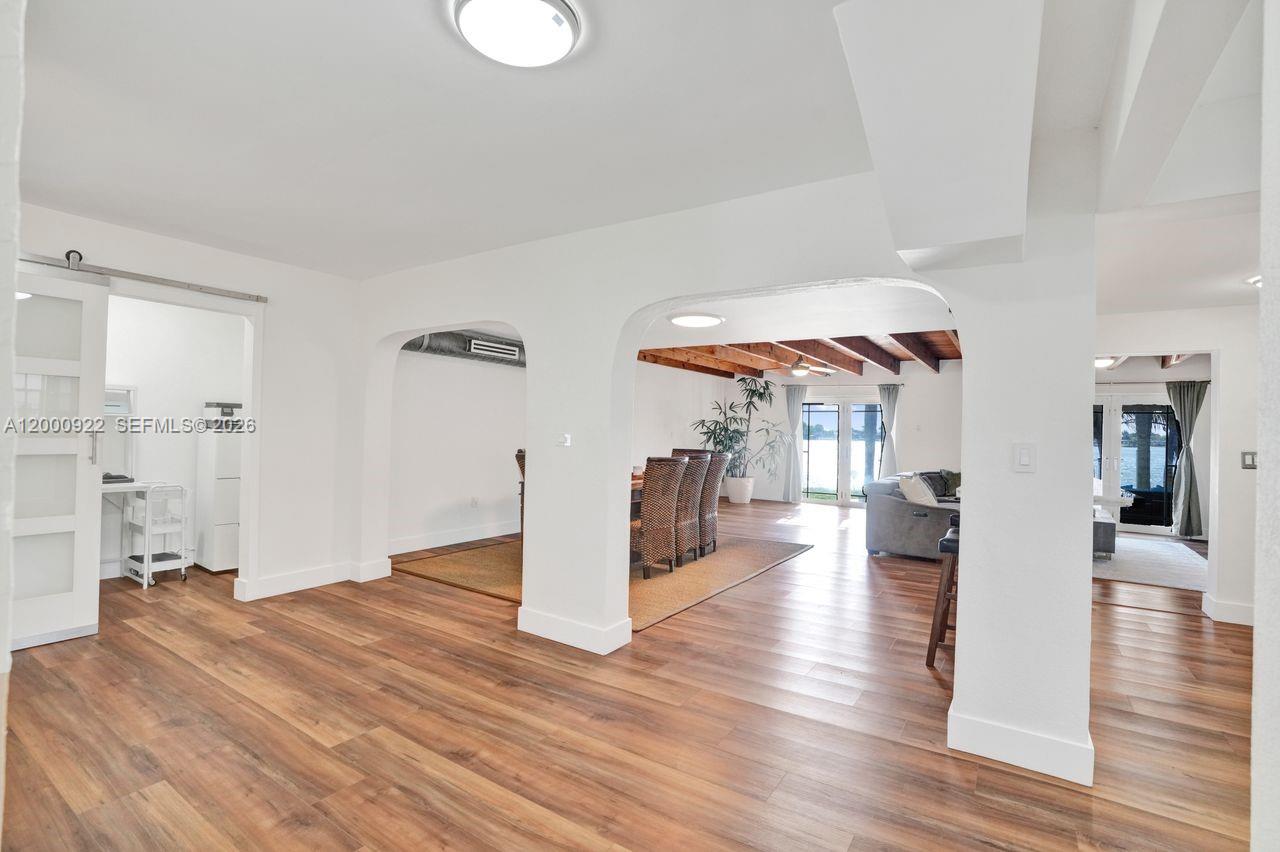 PALM SPRINGS NORTH SEC T - Residential