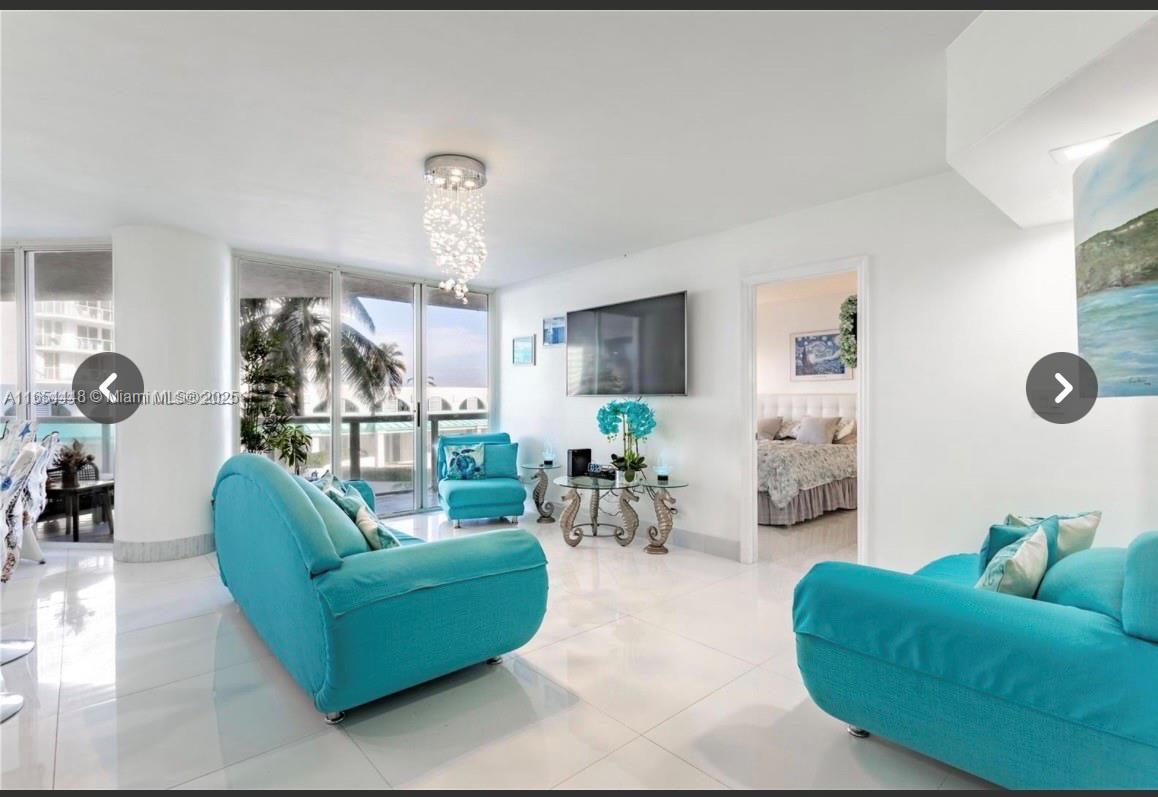 OCEANIA I CONDO - Residential