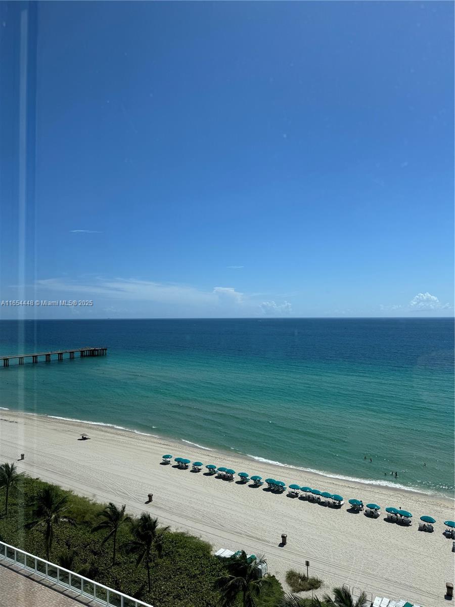 OCEANIA I CONDO - Residential