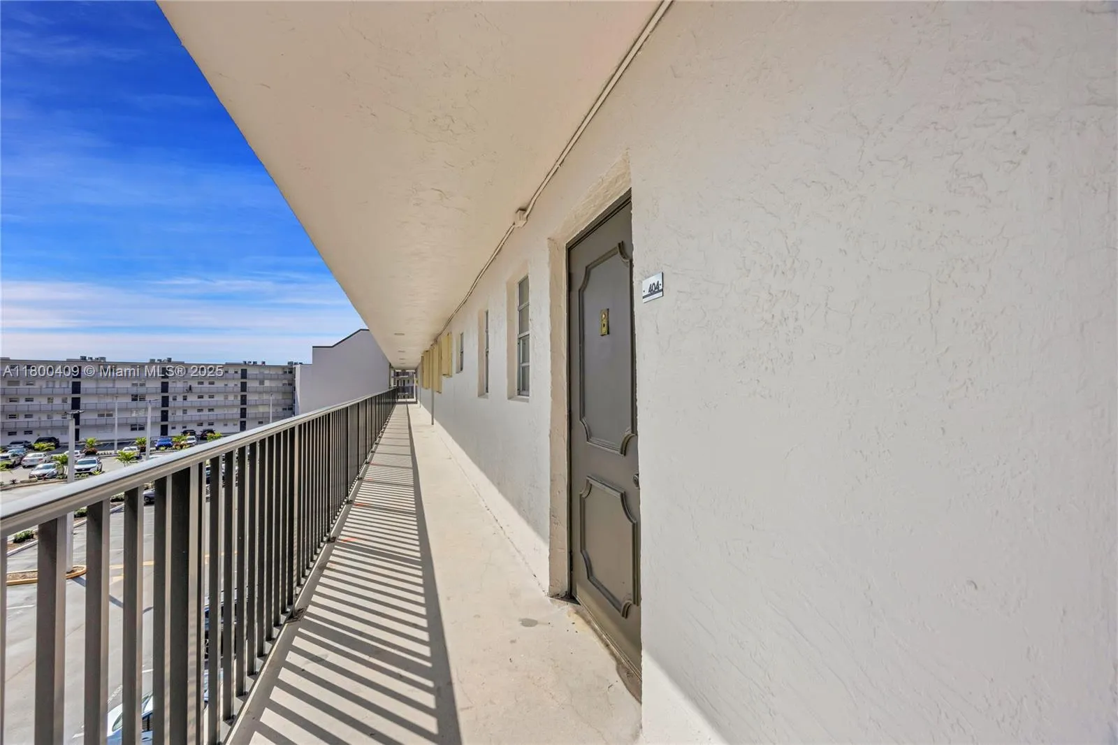 Miami, Florida 33183, United States, 2 Bedrooms Bedrooms, ,2 BathroomsBathrooms,Residential,Active,128125