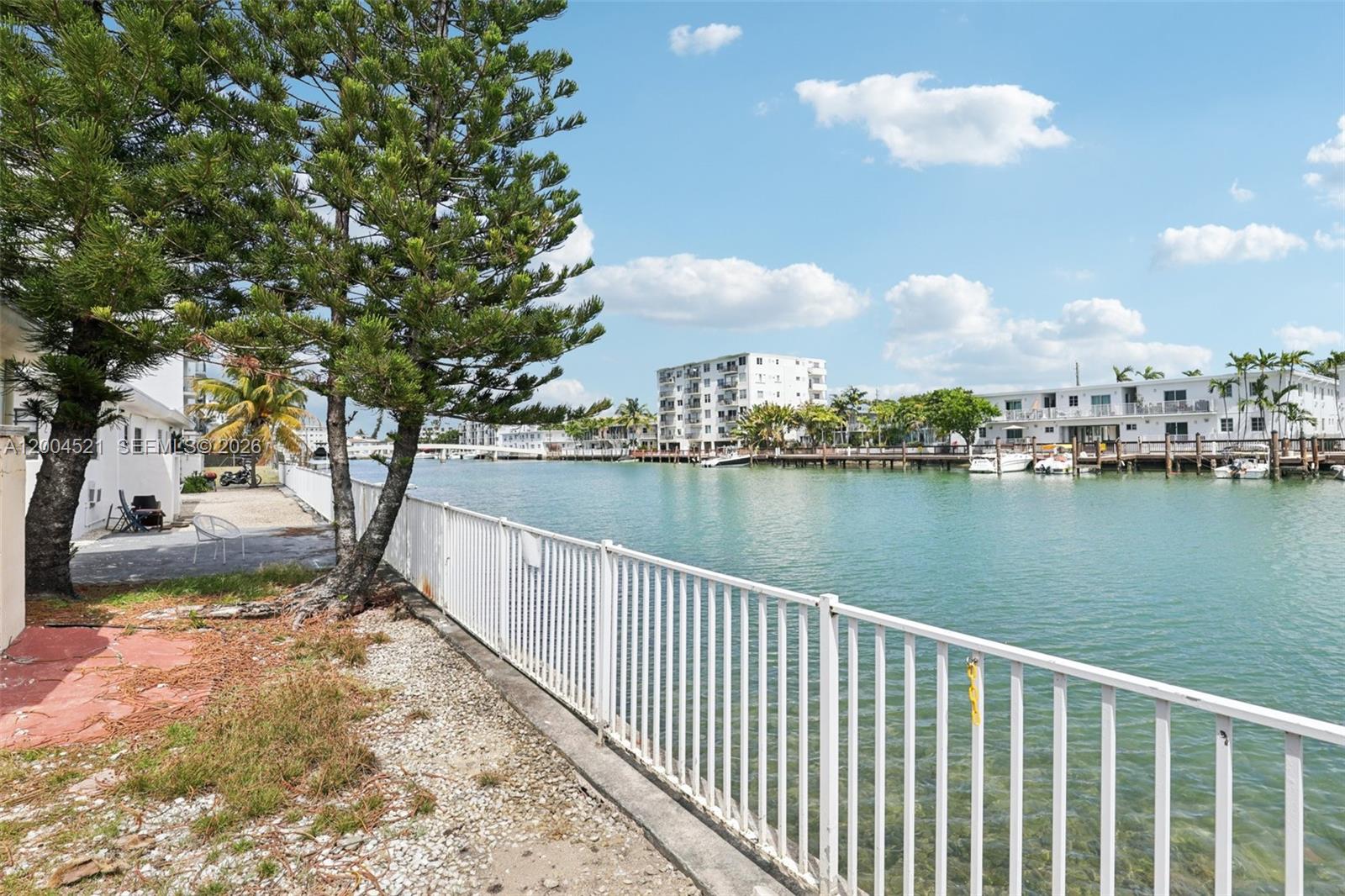 BISCAYNE BCH SUB - Residential