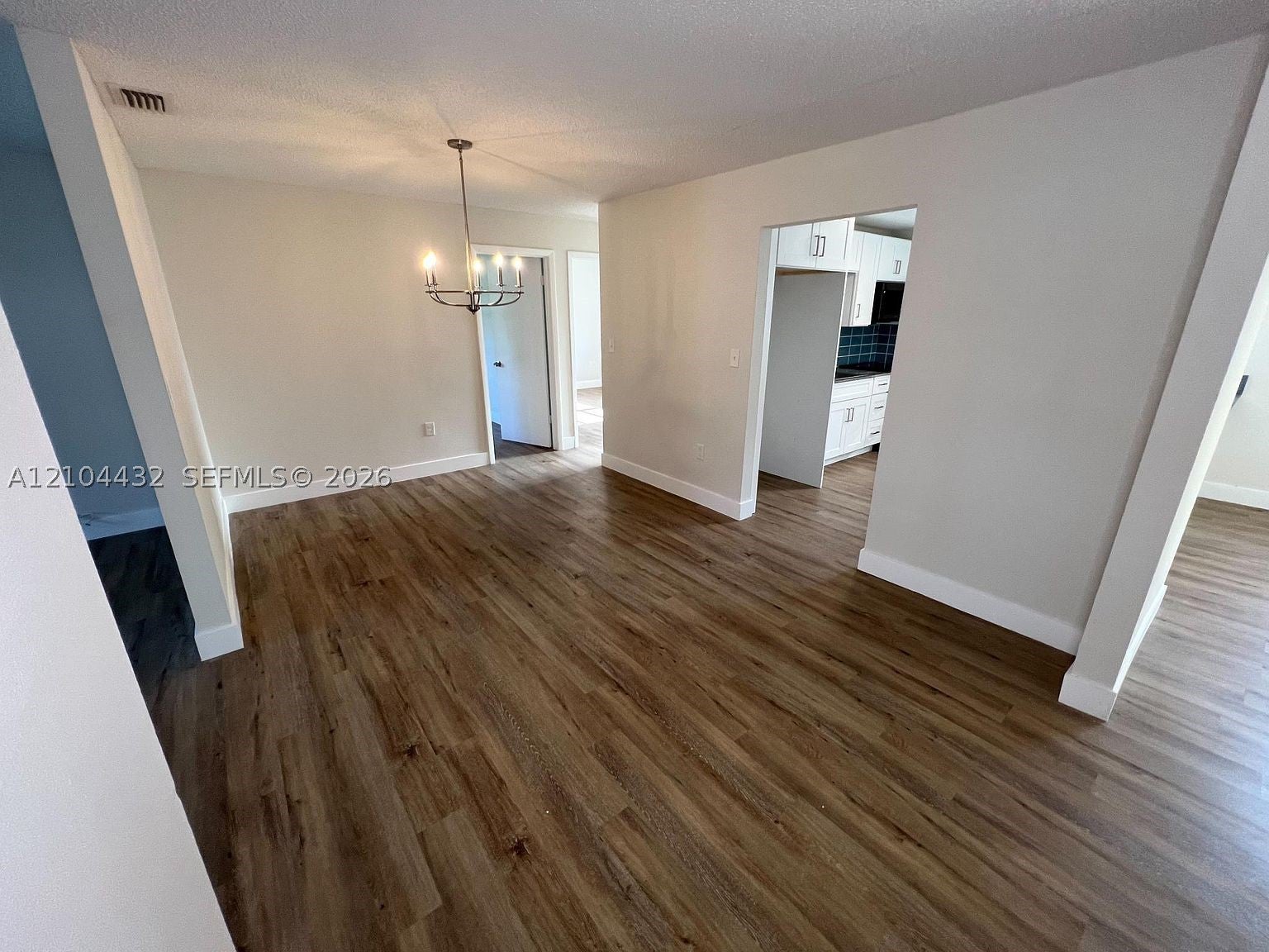 2790 SW 26th St