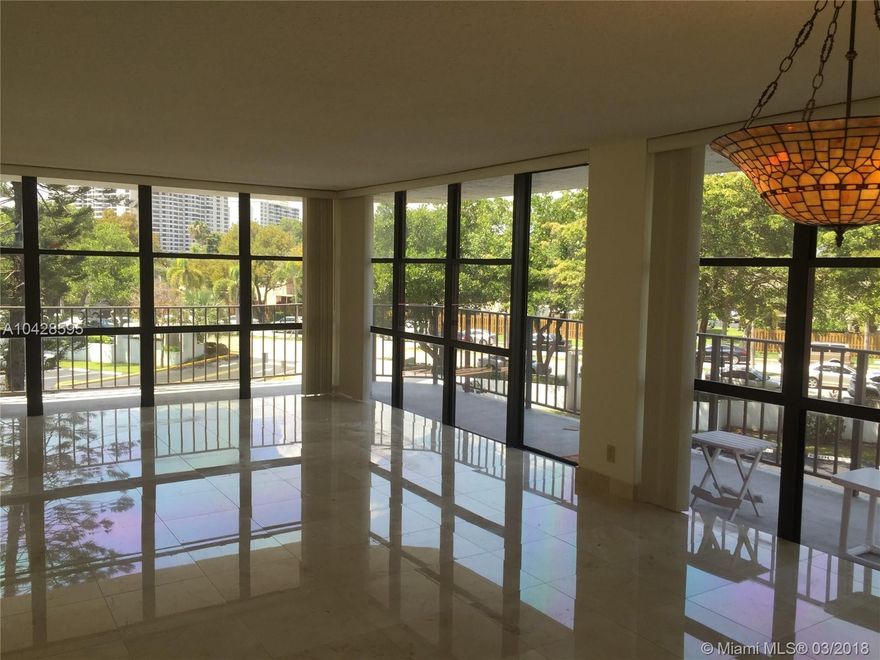 Very spacious Rare to find 2 bedroom plus DEN corner unit at Oceanview Park. Building located on Intracoastal waterways with plenty of amenities:Heated Swimming Pool, 2 Tennis Courts, 3 BBQ Areas, & Club House. Complex conveniently located minutes from the ocean, Hollywood broadwalk, Shopping plazas, restaurants and casinos. Available May, 1st
