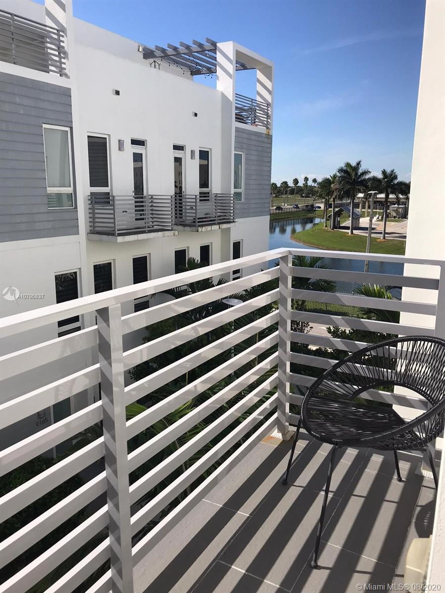 CONTEMPO TOWNHOMES - Residential