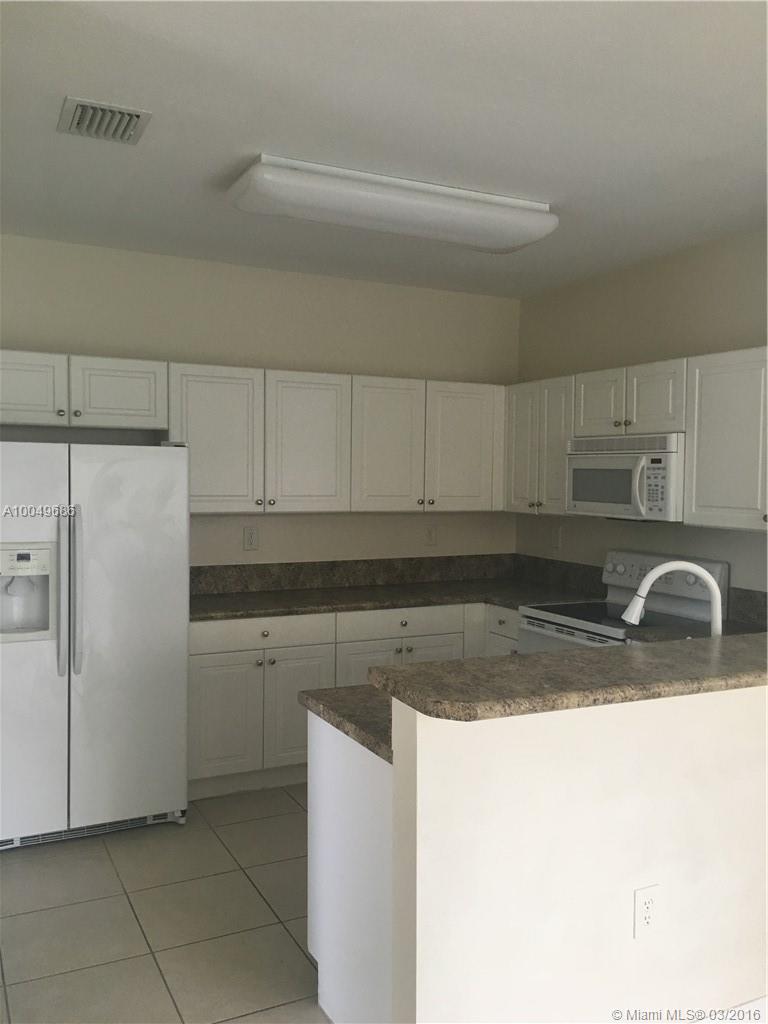 Shores Condo 01 - Residential Lease