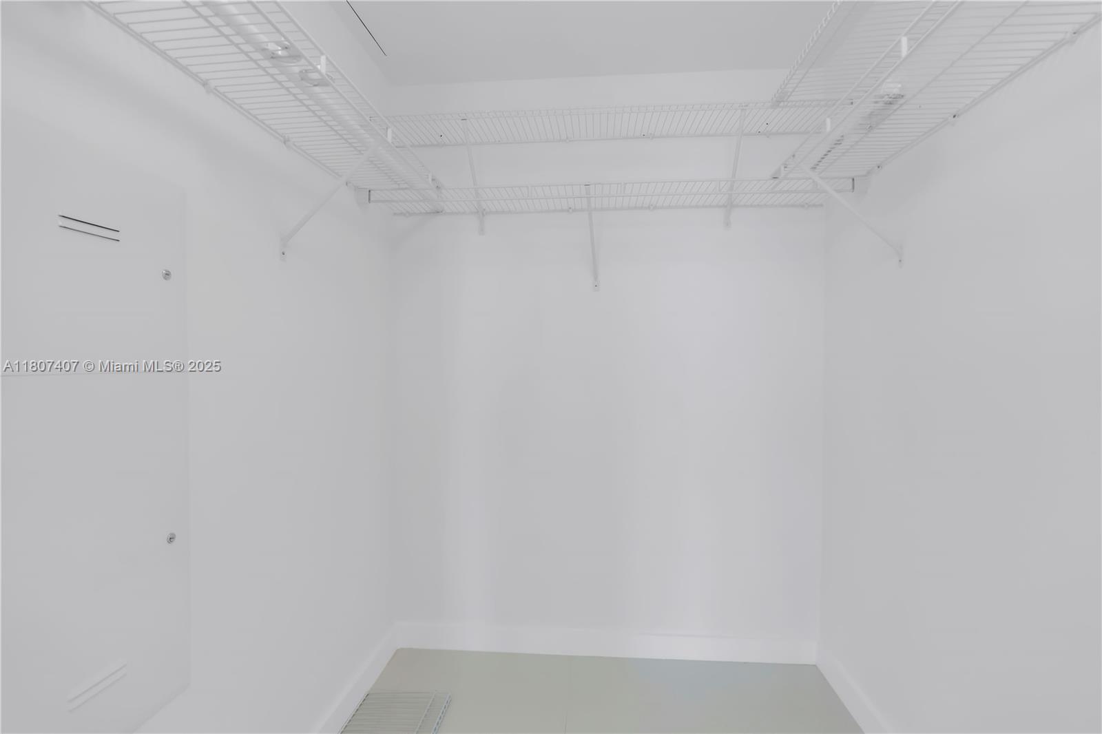 500 BRICKELL EAST CONDO - Residential