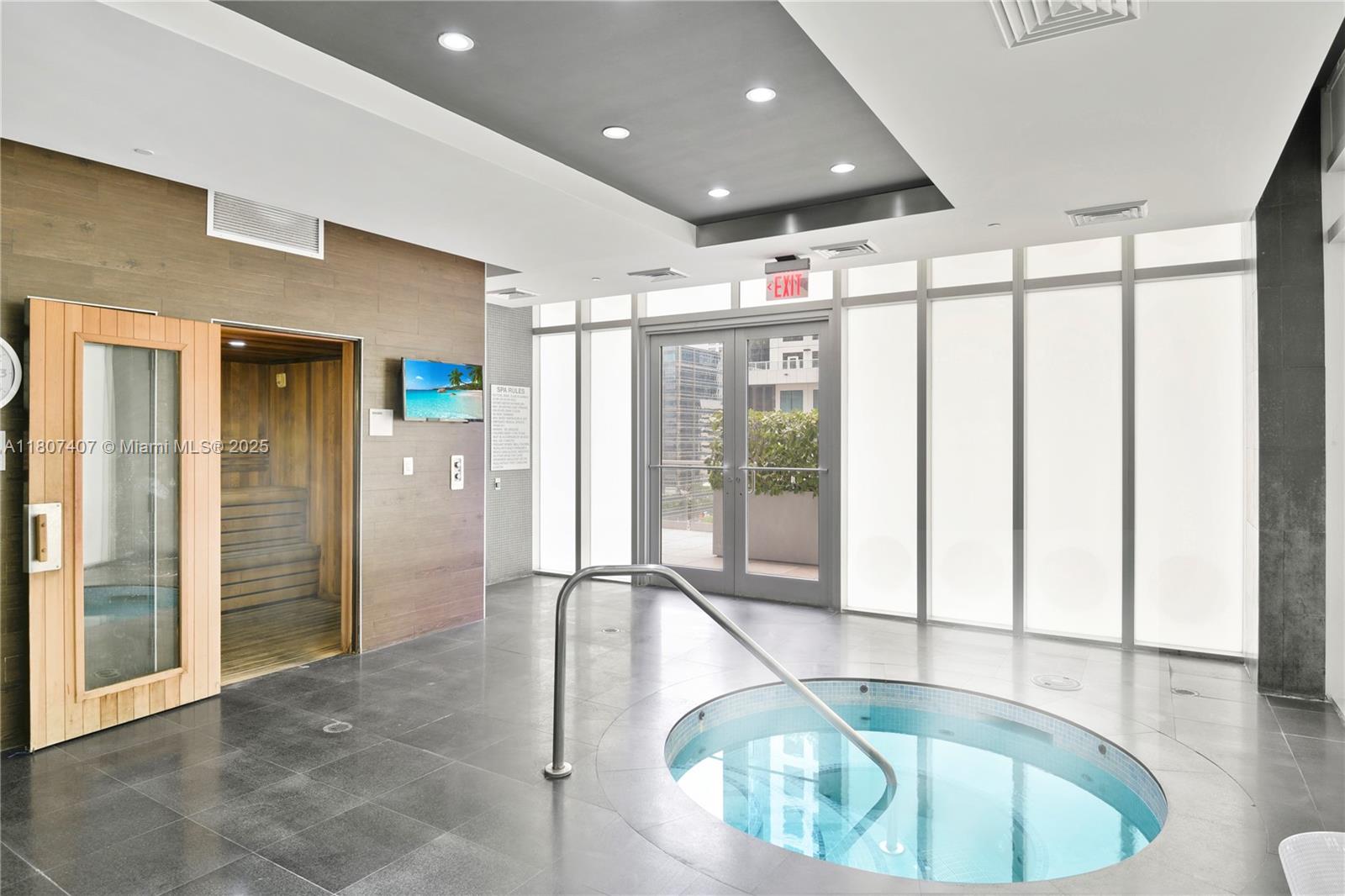 500 BRICKELL EAST CONDO - Residential