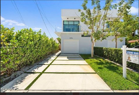 Photo of 3174 SW 23rd Ter, Miami, FL 33145 (MLS # A11889476)