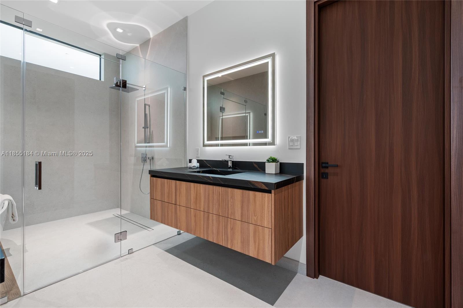 CAMNER GABLES 1ST ADDN - Residential