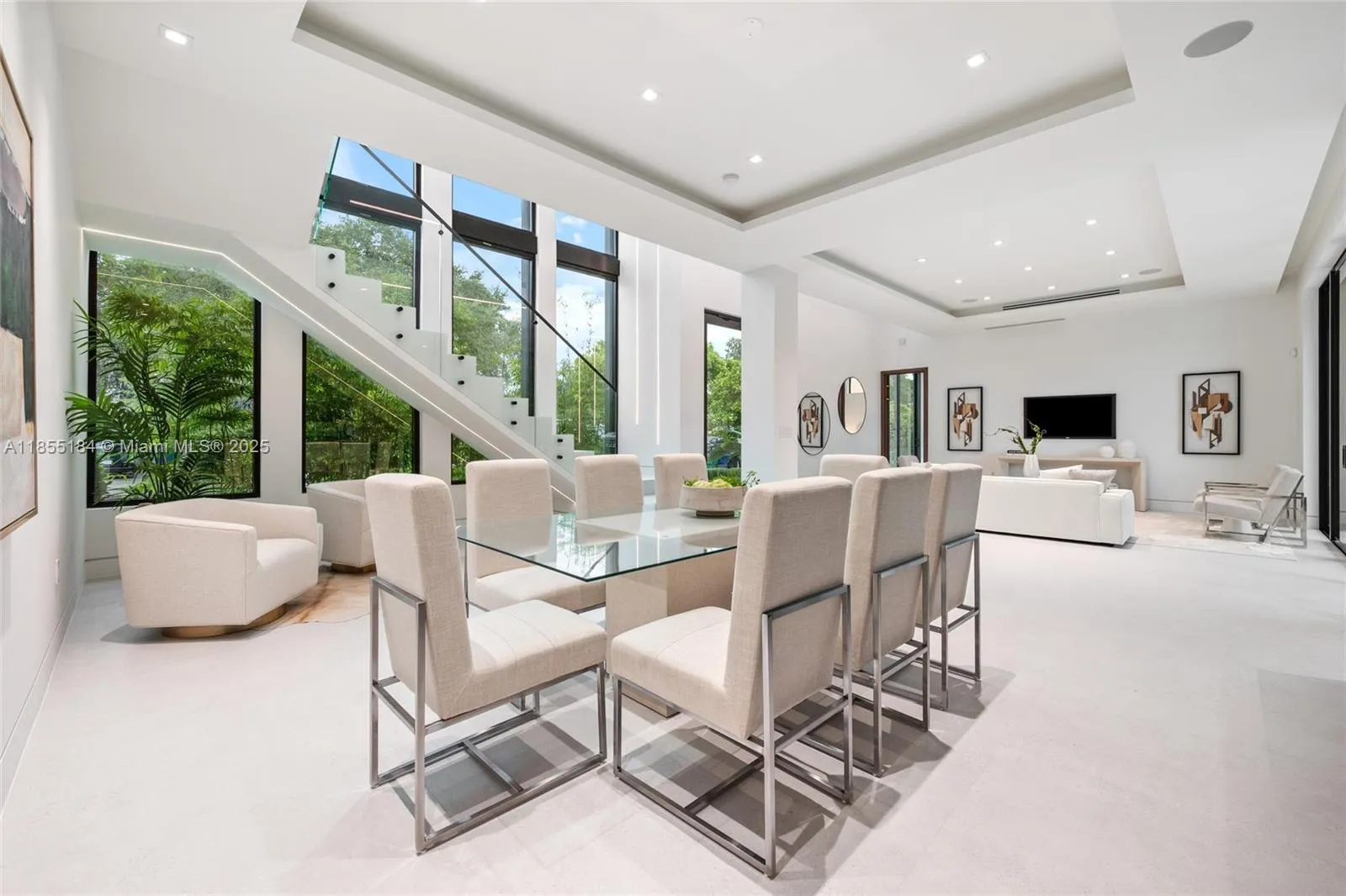 Miami, Florida 33134, United States, 5 Bedrooms Bedrooms, ,6 BathroomsBathrooms,Residential,Active,189637