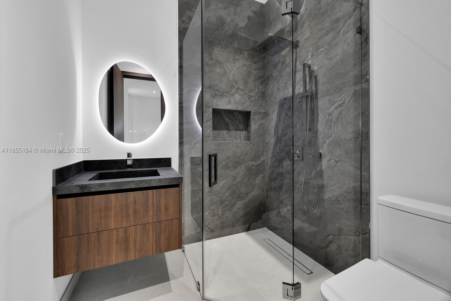 CAMNER GABLES 1ST ADDN - Residential