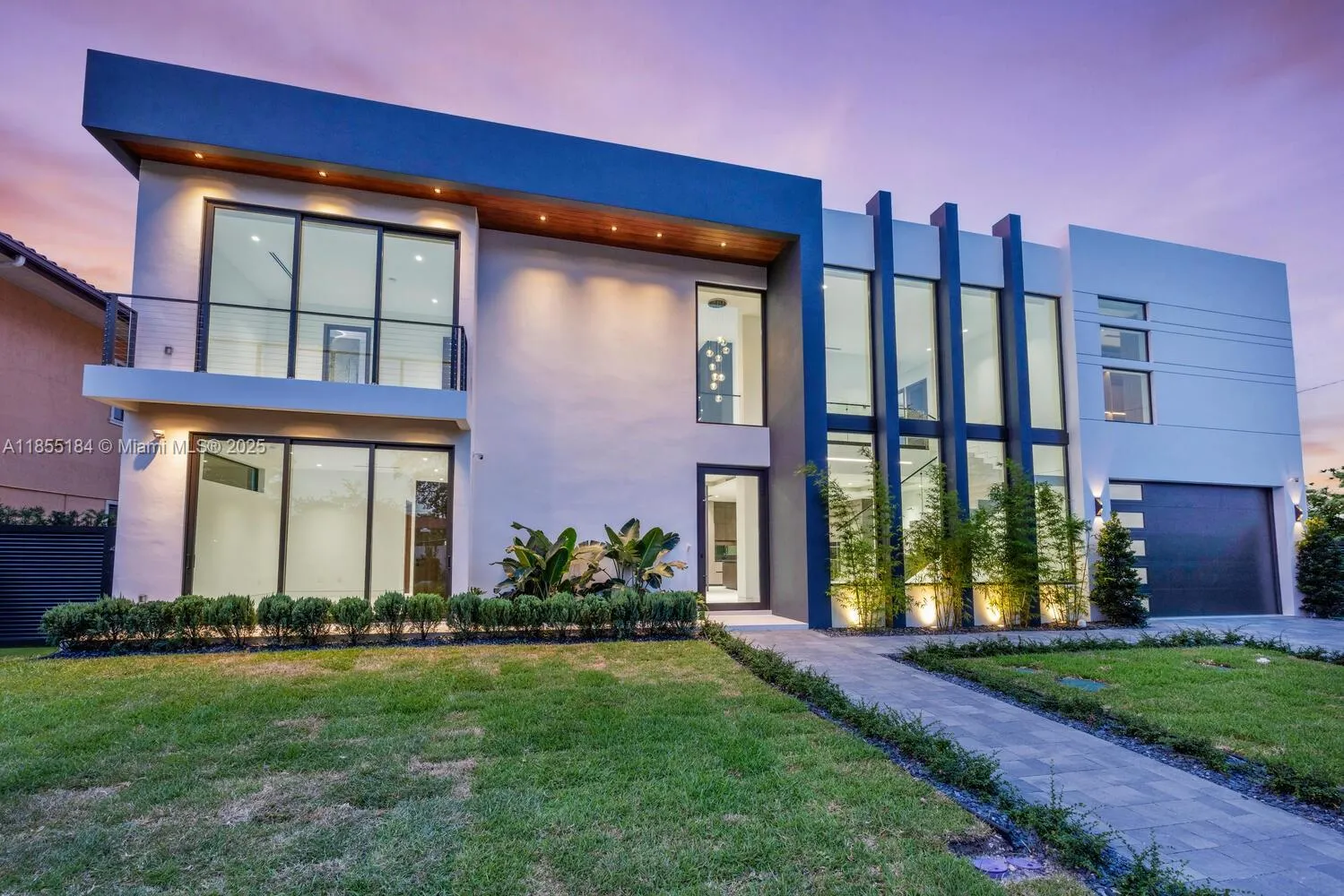 Miami, Florida 33134, United States, 5 Bedrooms Bedrooms, ,6 BathroomsBathrooms,Residential,Active,189637