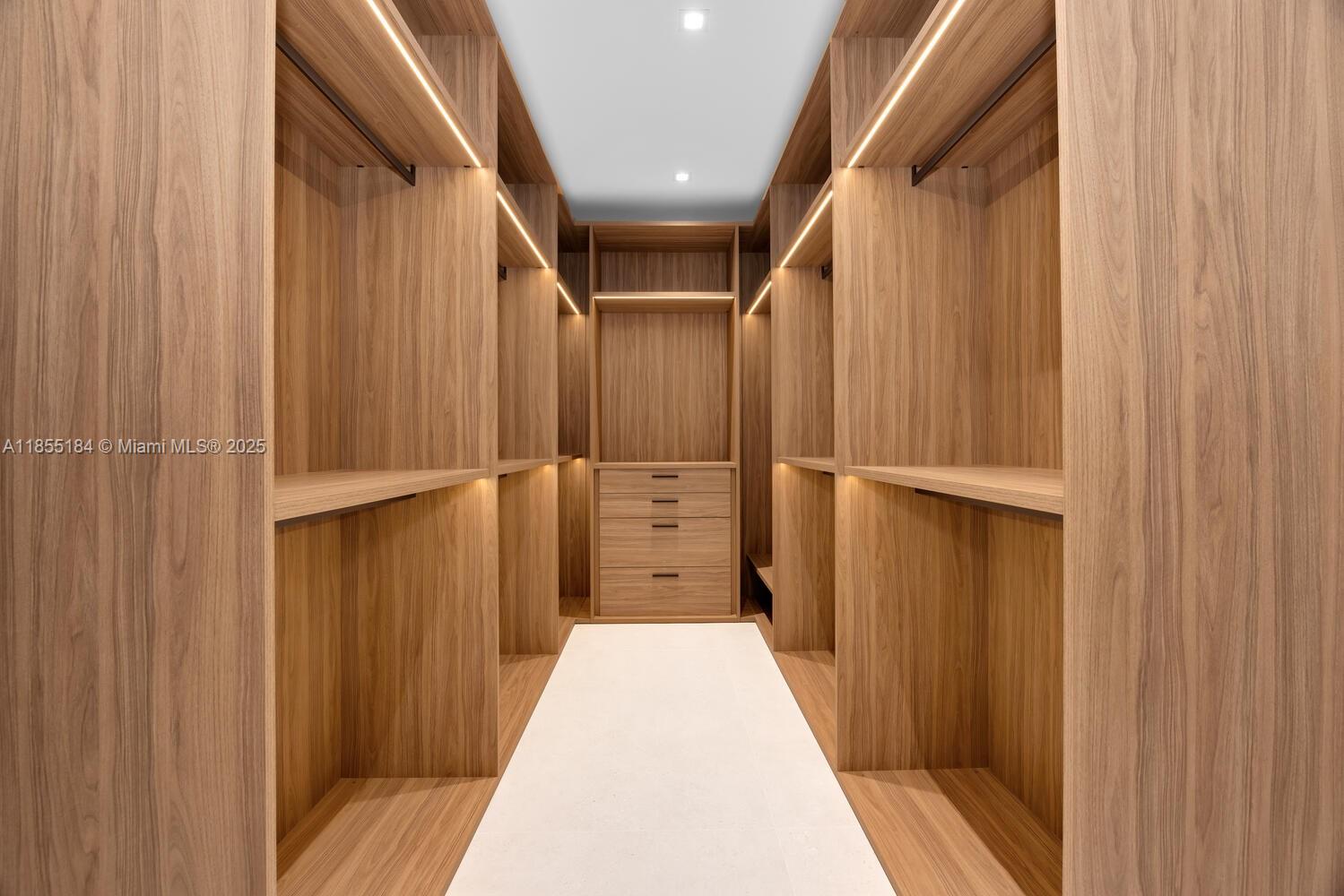 CAMNER GABLES 1ST ADDN - Residential