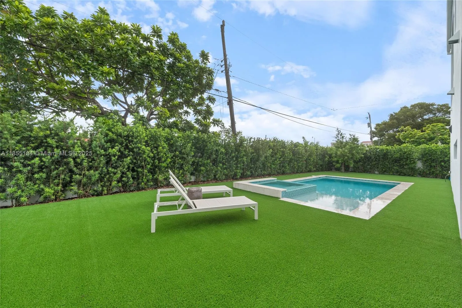 Miami, Florida 33134, United States, 5 Bedrooms Bedrooms, ,6 BathroomsBathrooms,Residential,Active,189637