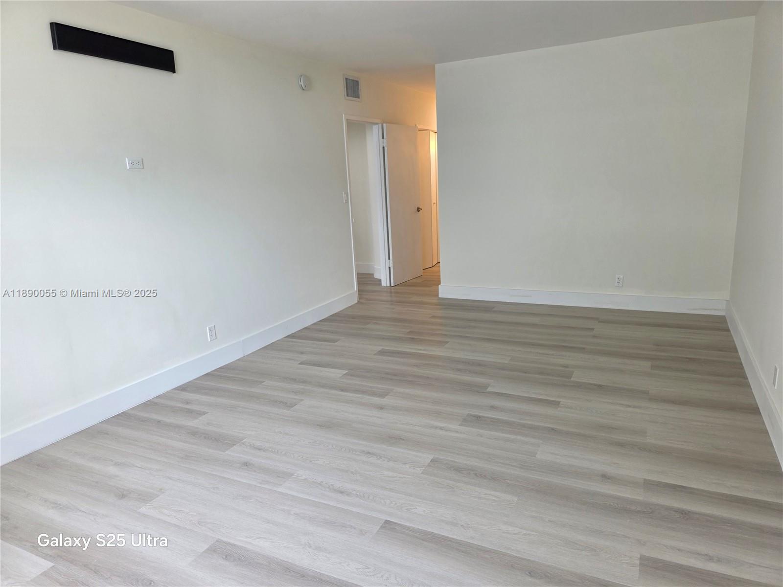 SEA AIR TOWERS CONDO - Residential Lease