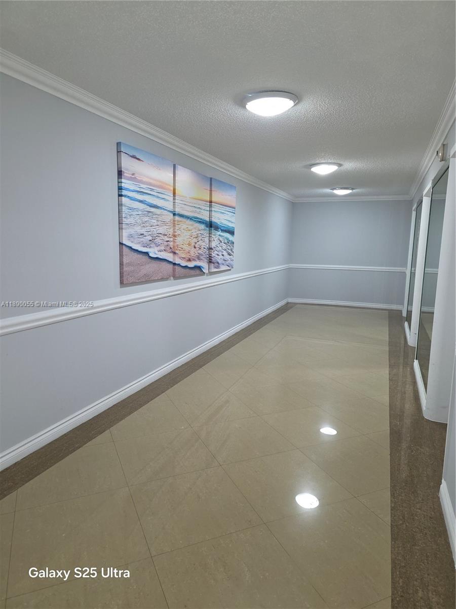 SEA AIR TOWERS CONDO - Residential Lease