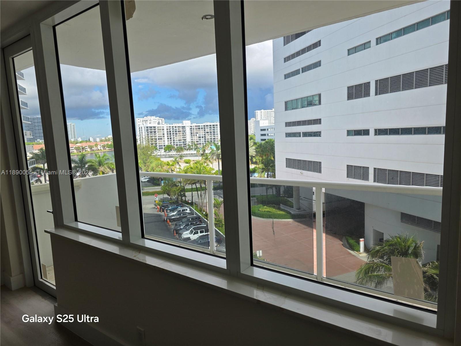 SEA AIR TOWERS CONDO - Residential Lease