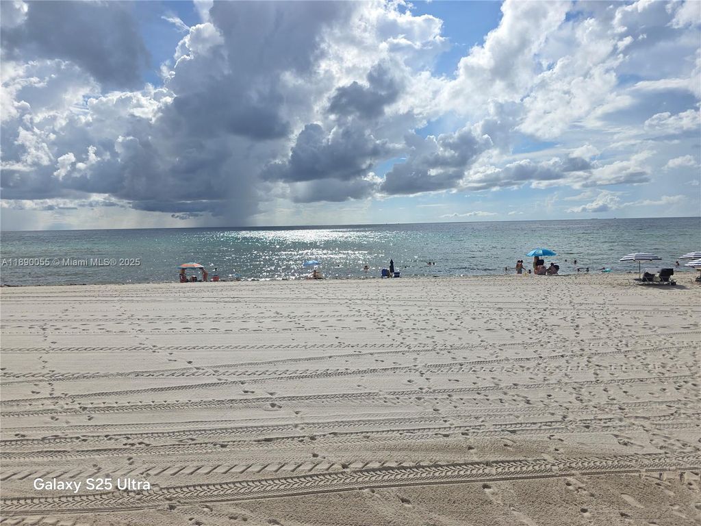 Photo of 3725 S Ocean Dr #617, Hollywood, FL 33019 (MLS # A11890055)