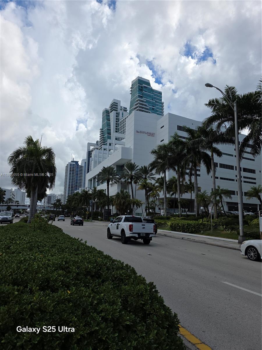 SEA AIR TOWERS CONDO - Residential Lease