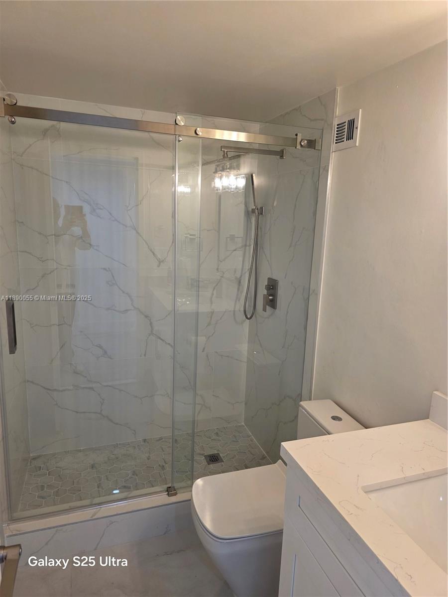 SEA AIR TOWERS CONDO - Residential Lease