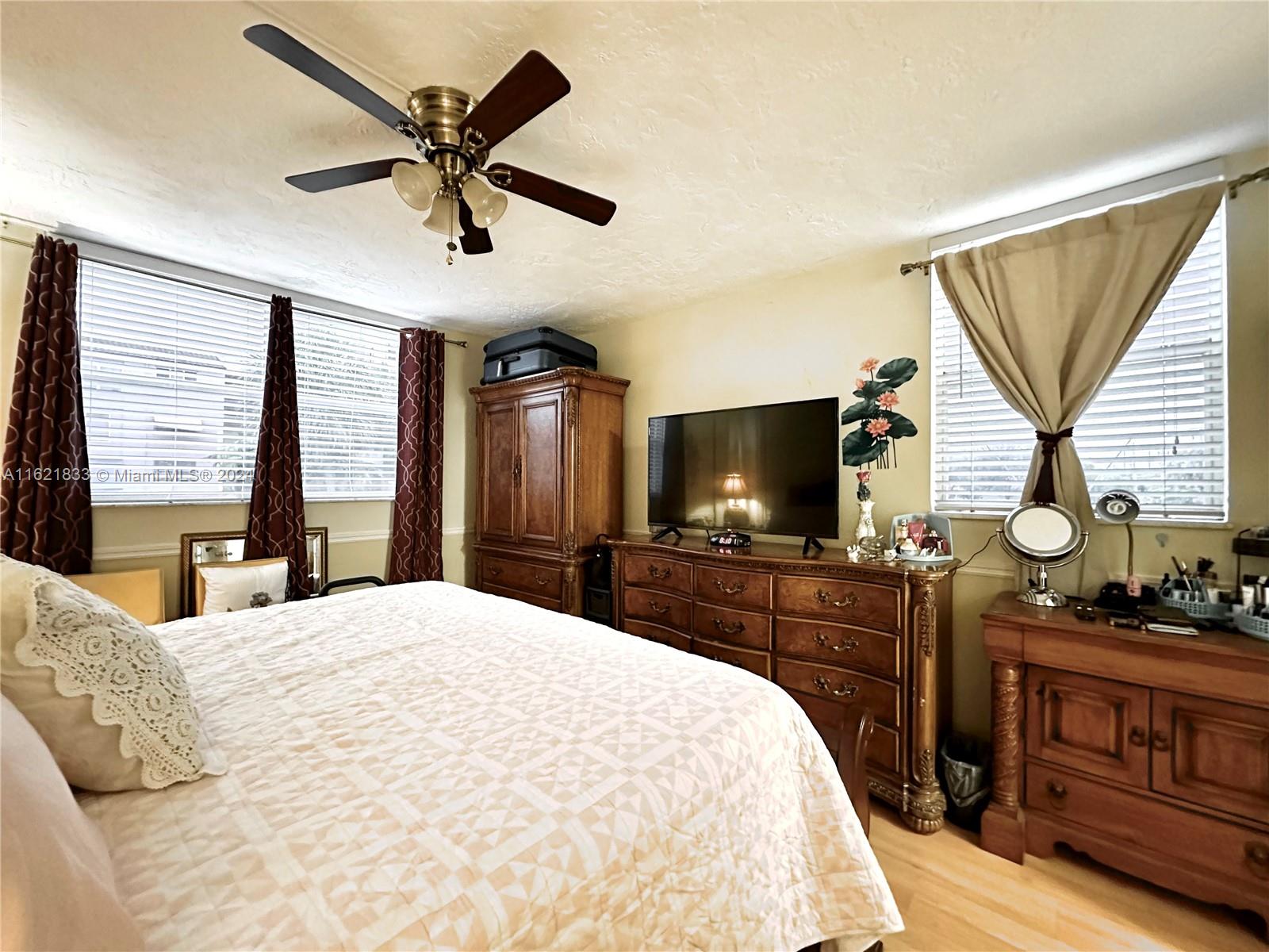 SOMERSET NO 2 CONDO - Residential